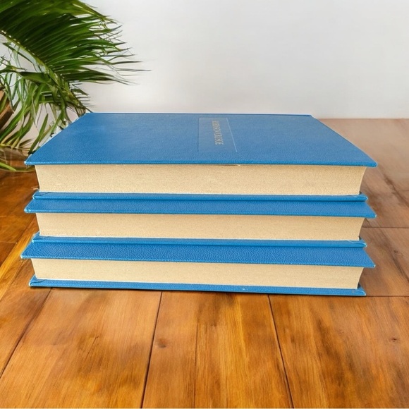 Best Loved Classics – Set of 3 Illustrated Hardcover Books (1950s Reprints) - Picture 7 of 16